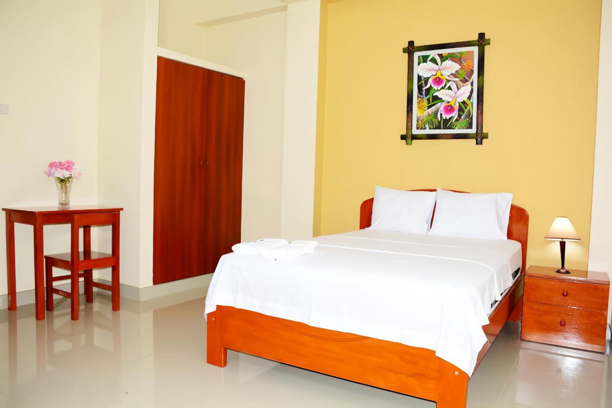Hotel Lamas Hospedaje Tarapoto Exterior foto
