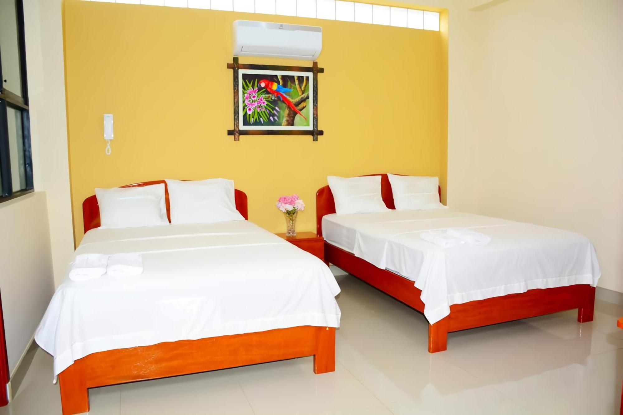 Hotel Lamas Hospedaje Tarapoto Exterior foto